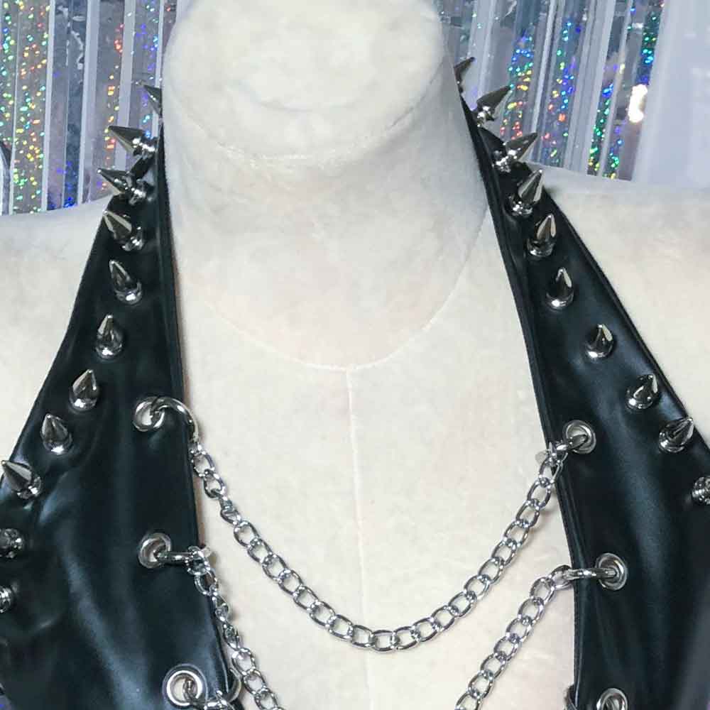 スタッズ付きリベット グランジ ヴィンテージ エコ イーガー - Vintage Fashion Revival のレビューと価格