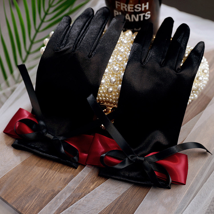 女性のエレガントな弓黒サテン手袋女性春夏ヴィンテージ日焼け止 - Vintage Fashion Photographers のレビューと価格